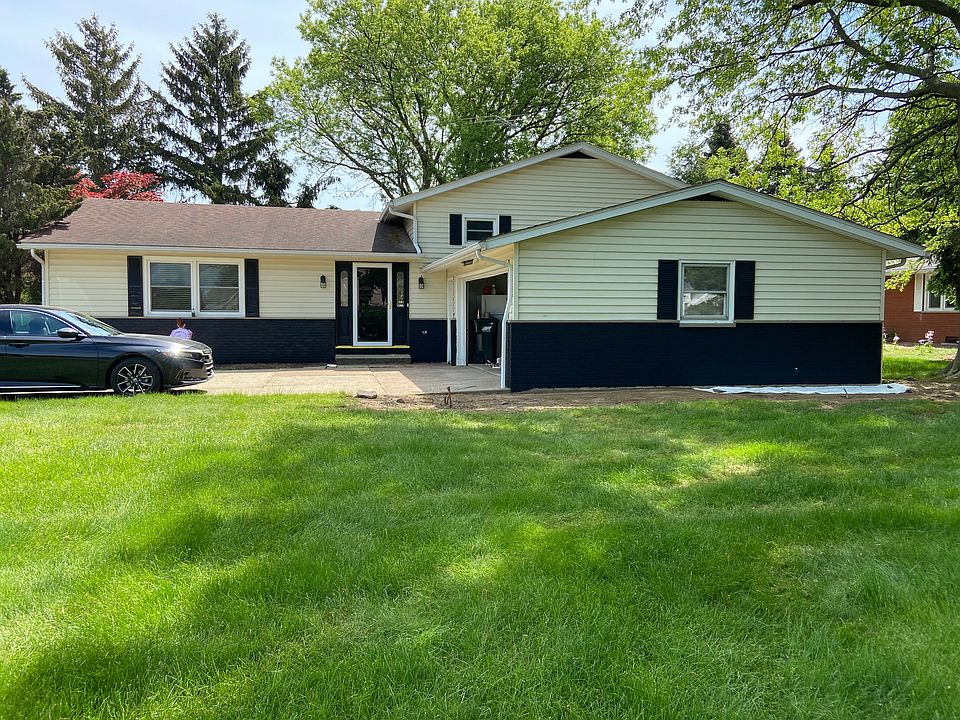 2233 Garden Drive