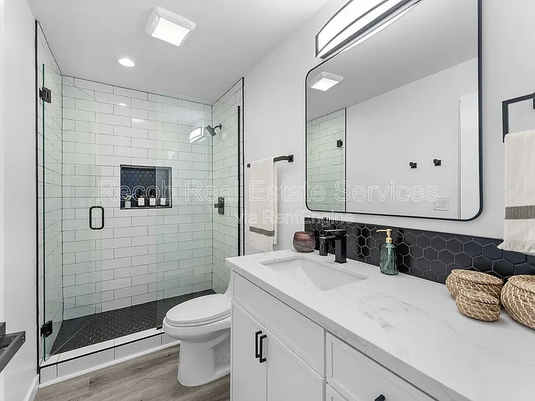 5248 Adams Ave — Photo 11
