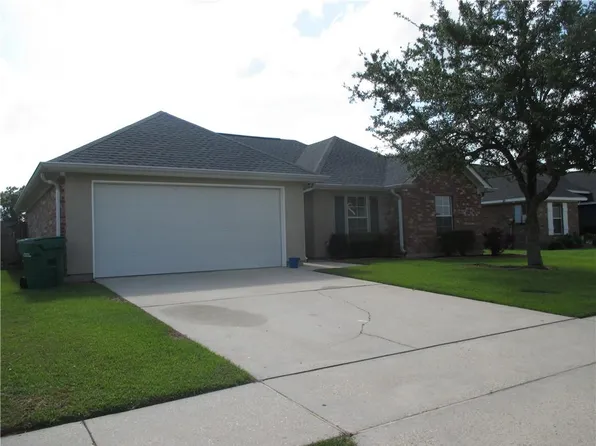 121 Cottage Grv, La Place, LA 70068
