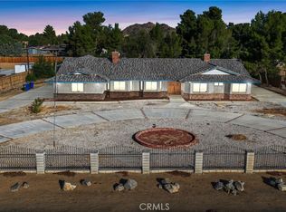 14210 Gayhead Rd, Apple Valley, CA 92307