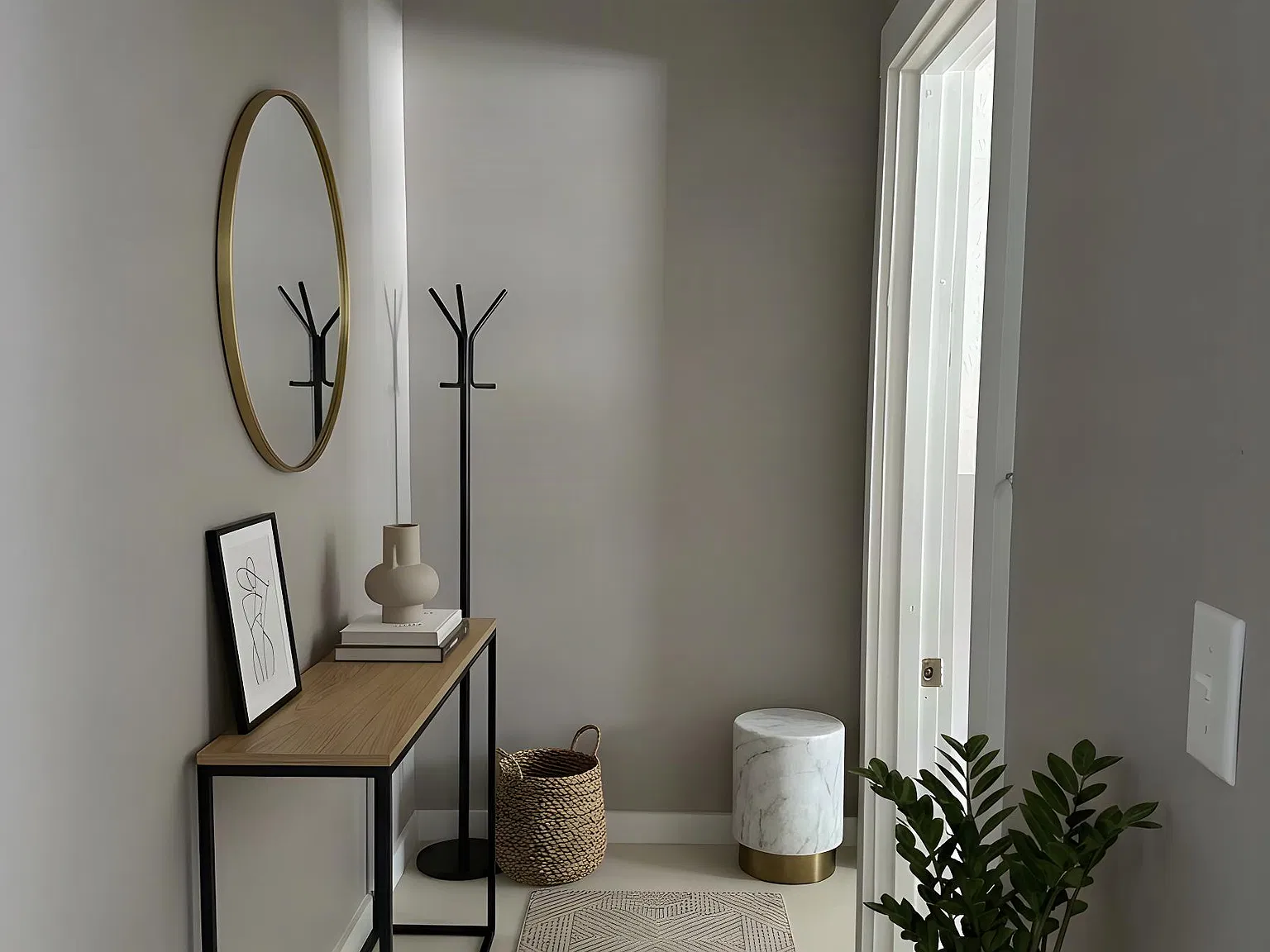 4 bed, $1,750 — Photo 4