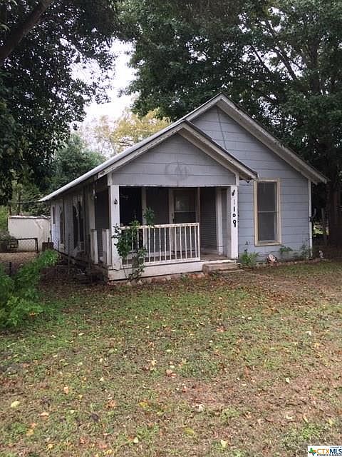 1st image of 88 Church Ave