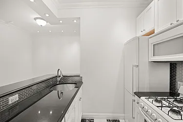 Rented by Cooper & Cooper Real Estate