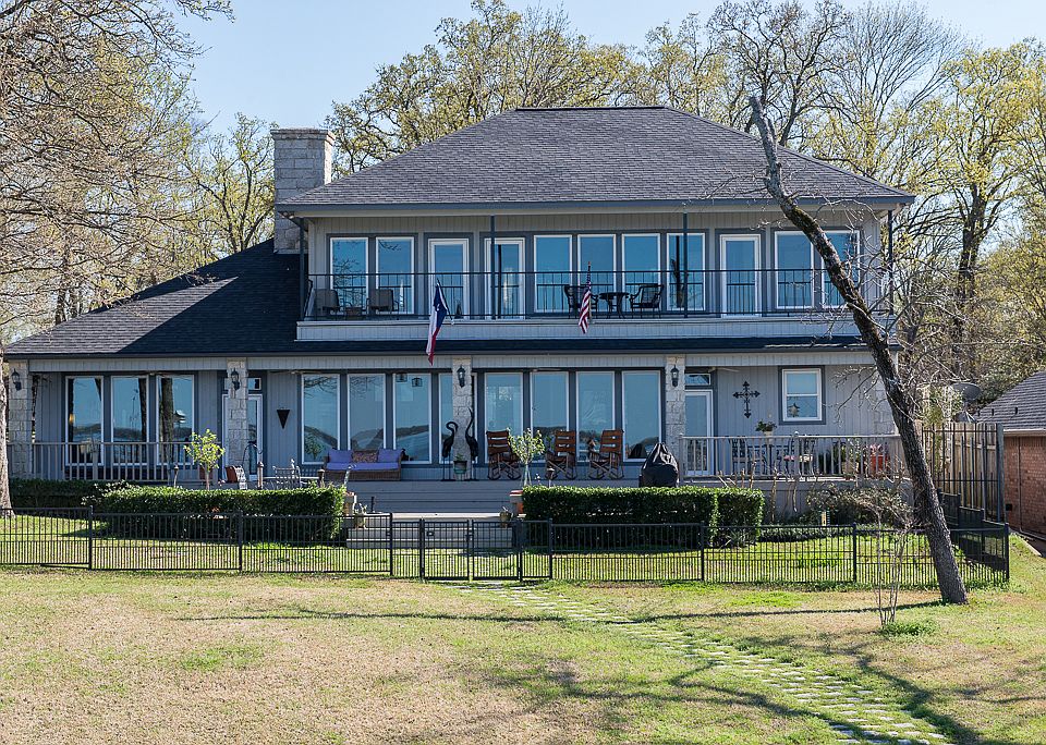 1st image of 114 Brentwood Estates Dr