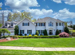 9 Behrens Dr, Whippany, NJ 07981