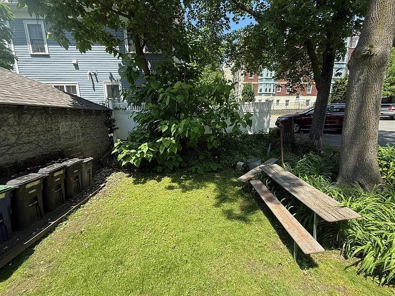 34 Central St — Photo 19