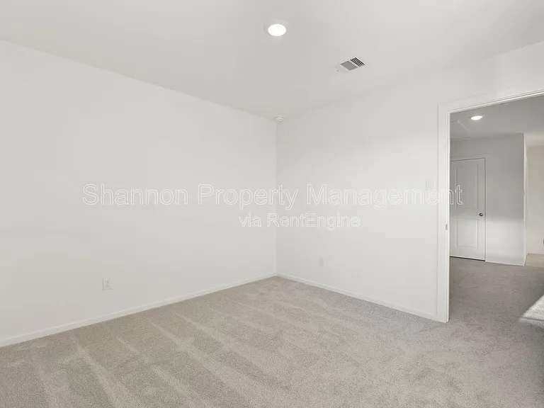 253 Douglas Hills Dr — Photo 23