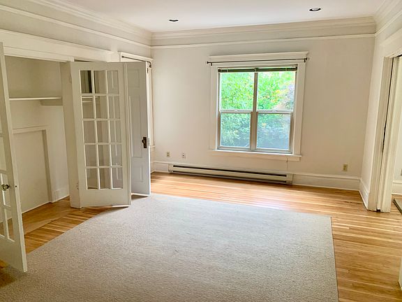 5th image of 1321 4th Ave W Unit 4