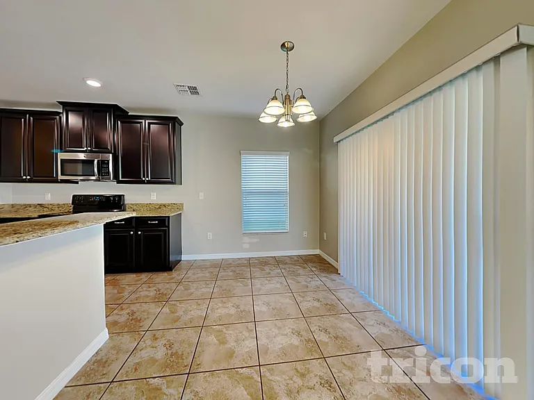 13814 Crater Cir — Photo 4
