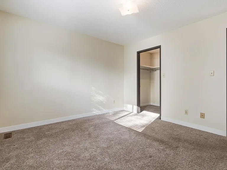 1 Huntington Hl NW — Photo 54