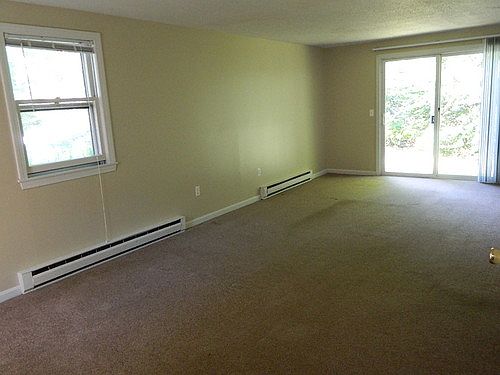 2nd image of 3 Stonington Ct