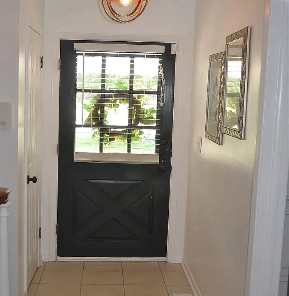 4 bed, 1976 sqft, $1,975 — Photo 3
