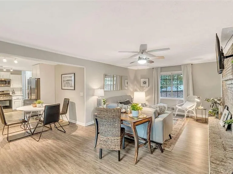 1504 Dupree Rd — Photo 3