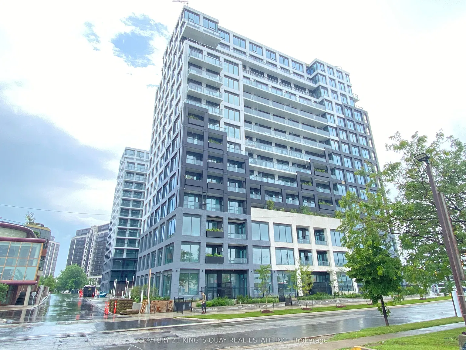 1100 Sheppard Ave W — Photo 2