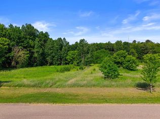 2120 Peninsula Pl, Junction City, WI 54443