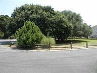 1st image of 1241 Lakeside Court