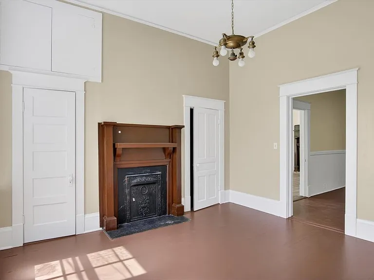 114 Forest Ave — Photo 21