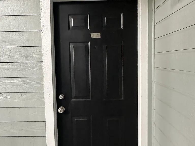 2550 N Alafaya Trl #2110 — Photo 2