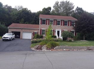 42 Linda Ln, Carbondale, PA 18407