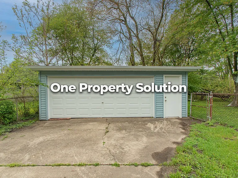 1008 Hovey St — Photo 18