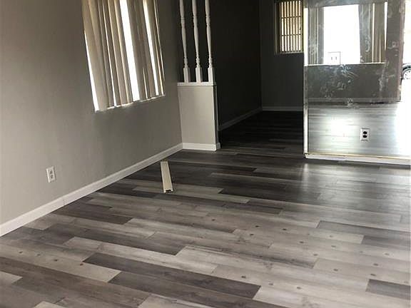 3rd image of 3689 Brumbaugh Blvd