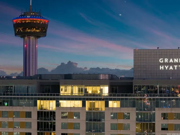 610 E Market UNIT 3304, San Antonio, TX 78205