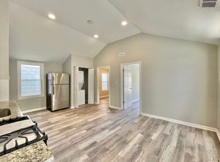 2424 W Iowa St #3B, Chicago, IL 60622