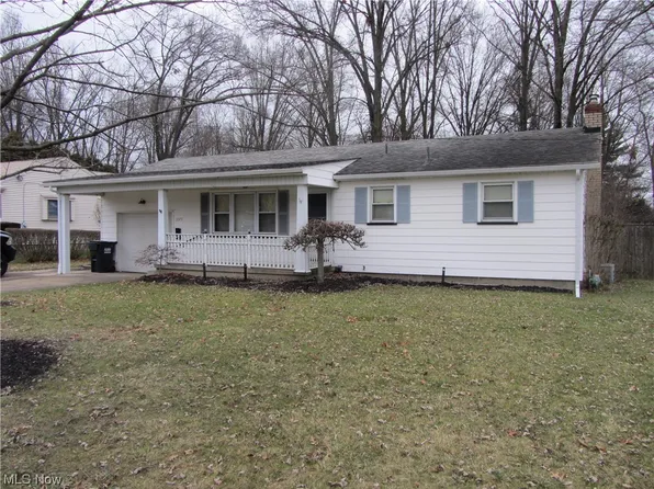 3375 Black Oak Ln, Youngstown, OH 44511