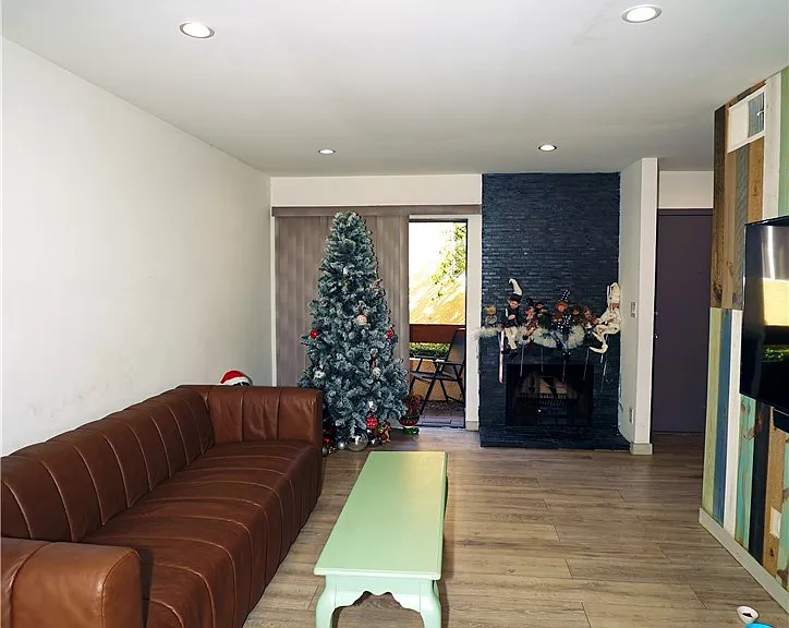 18954 Sherman Way #3 — Photo 8