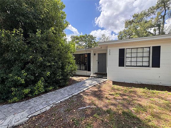 5th image of 309 DEER PARK AVENUE
