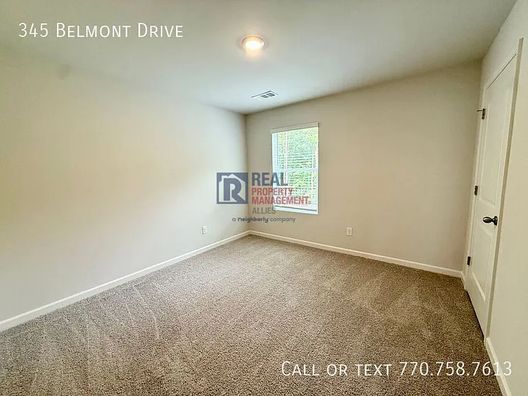 345 Belmont Dr — Photo 6
