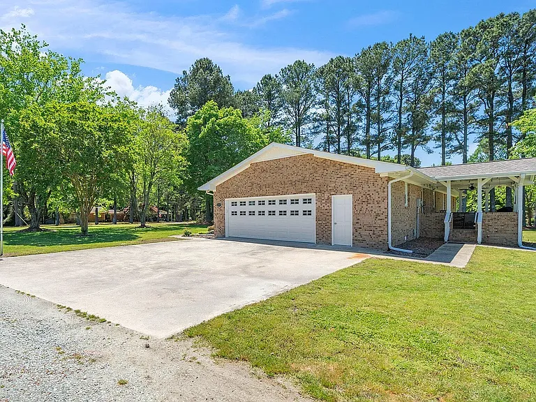 4418 Carpenter Pond Rd — Photo 37