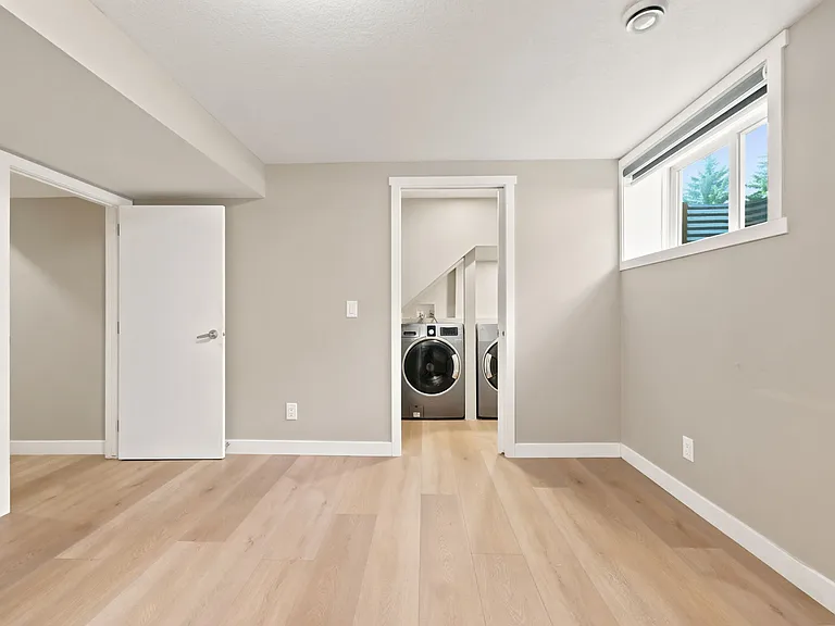 44 Deer Lane Close SE #BASEMENT — Photo 9