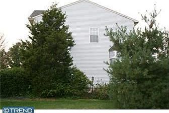 1st image of 122 McMullen Cir