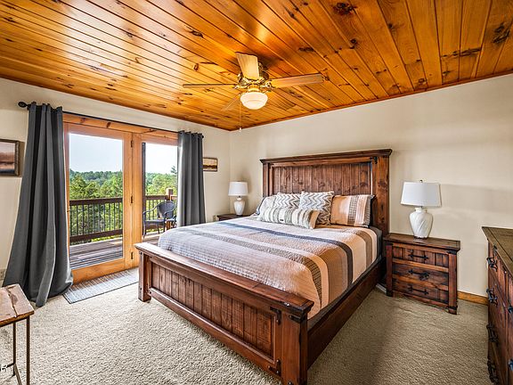 18th image of 3829 Island View Rd