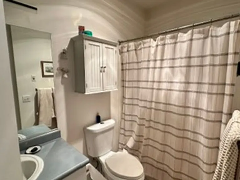 1835 Queen Anne Ave N #303 — Photo 5