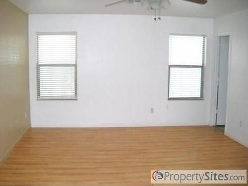 5th image of 3043 W Casino Ave