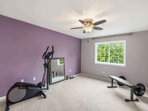3799 Village Run Dr #702-DES, Des Moines, IA 50317