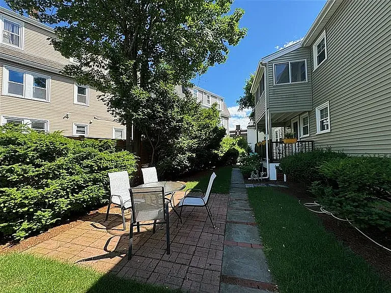 15 Grove St — Photo 5