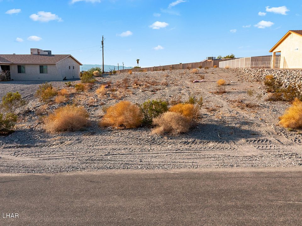 1st image of 2361 Huntington Dr Lot 10
