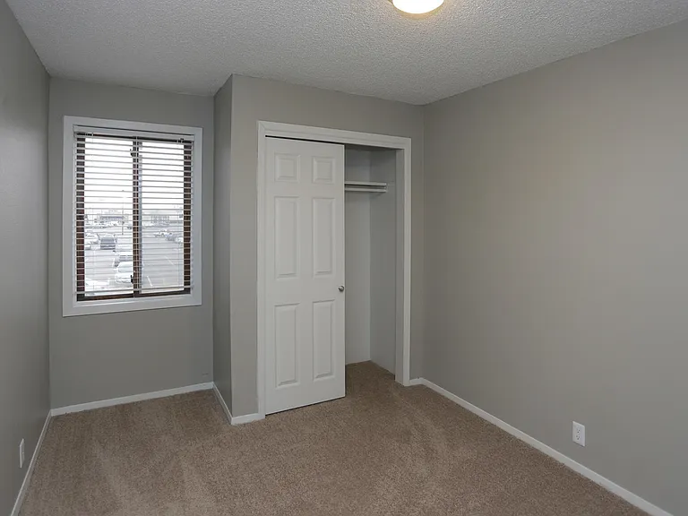 Layton Meadows Apartments — Photo 28