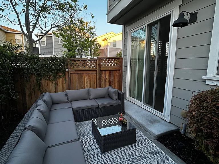 983 Aston Cir — Photo 10