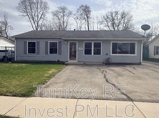 403 Montrose Dr, Romeoville, IL 60446