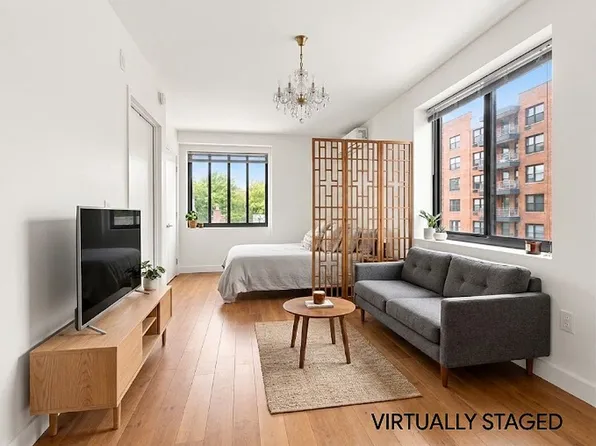 8722 51st Ave APT 3H, Flushing, NY 11373