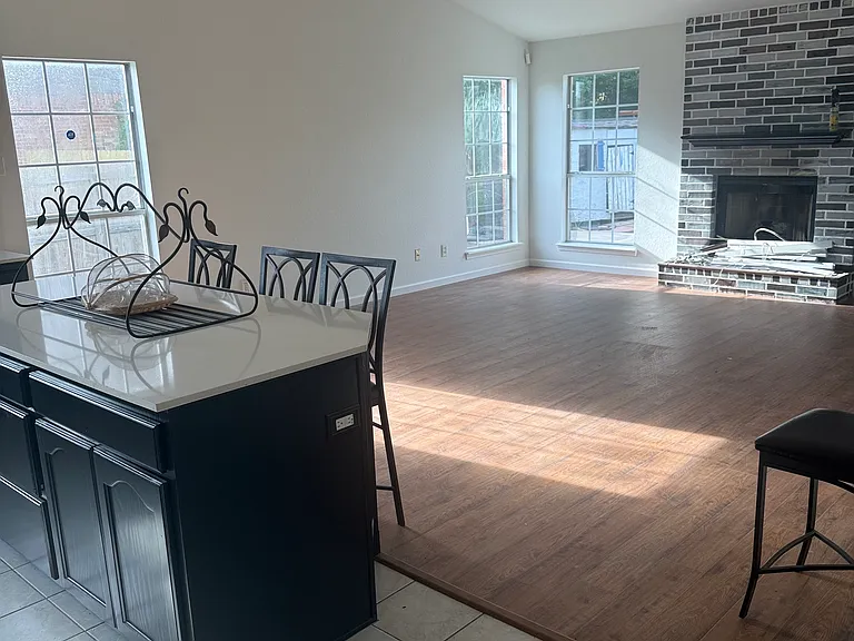 3609 W Boston Pl — Photo 11