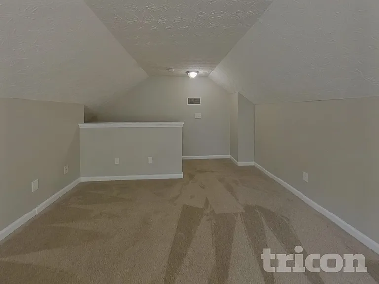 170 Oak Hill Dr — Photo 13