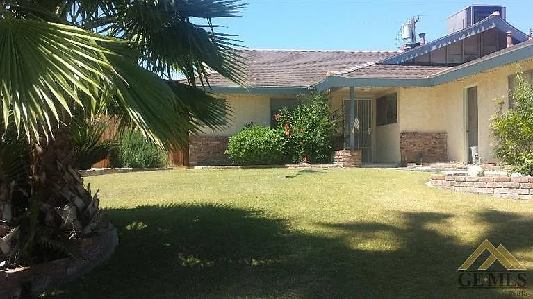 3012 La Casa Pl photo 1