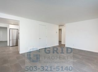 630-636 2nd St #630, Lake Oswego, OR 97034