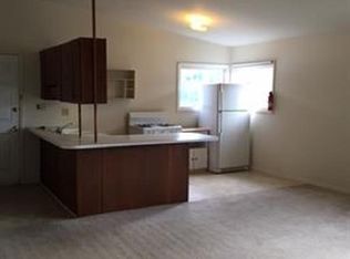 325 E 3rd St APT 3, Bloomington, IN 47401