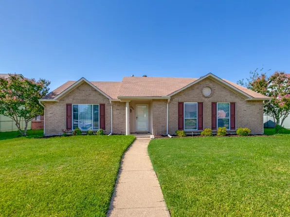 2906 Western Dr, Garland, TX 75042